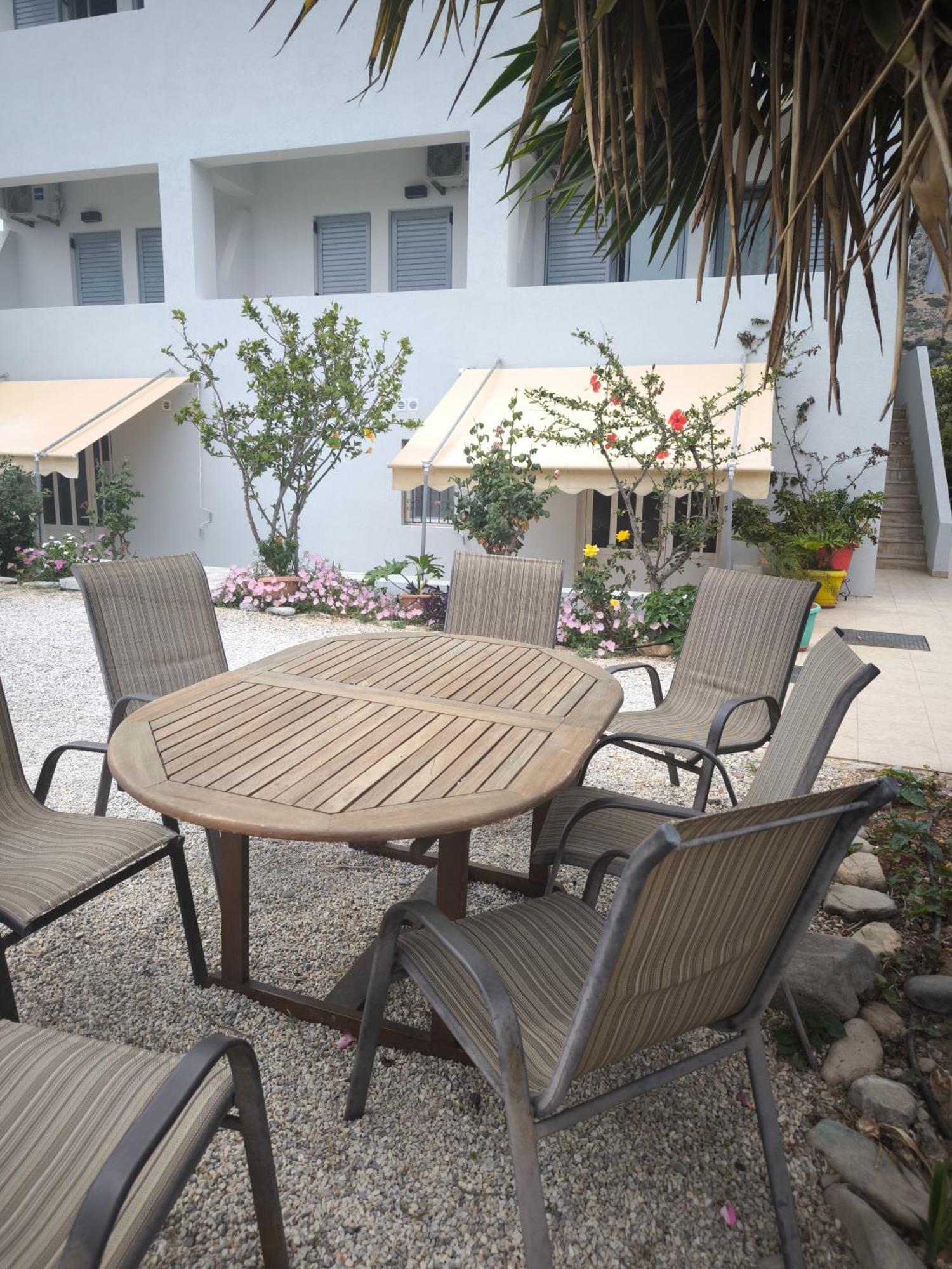 Alexia Rooms Palaiochora Exterior photo